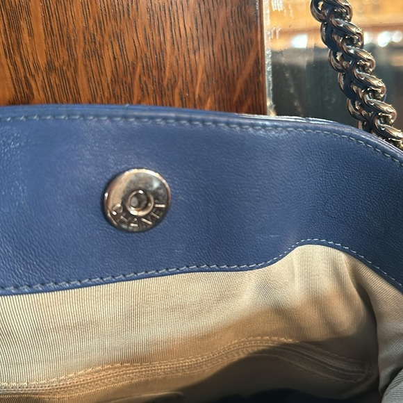 Chanel quilted hobo shoulder bag - Picture 12 of 14
